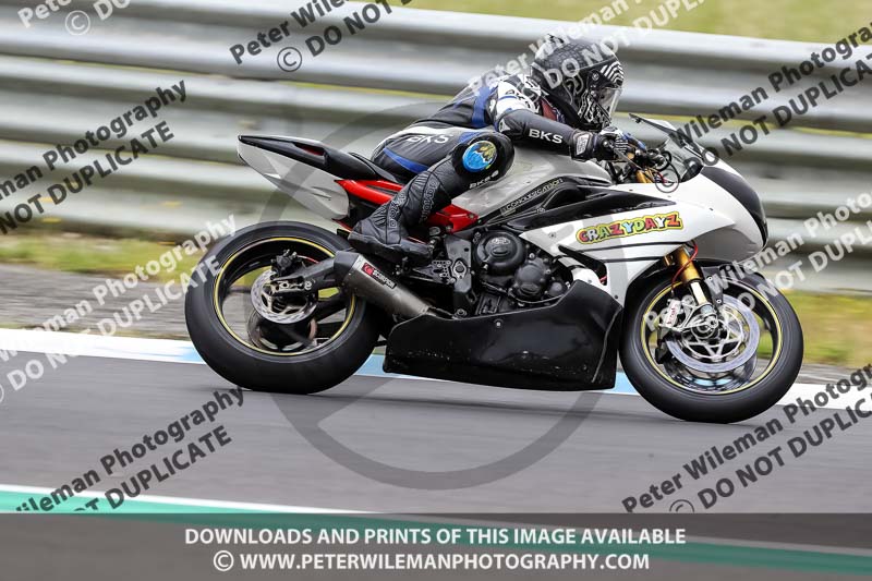 estoril;event digital images;motorbikes;no limits;peter wileman photography;portugal;trackday;trackday digital images